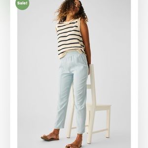 NWT Faherty Arly day taper pant in blue fog